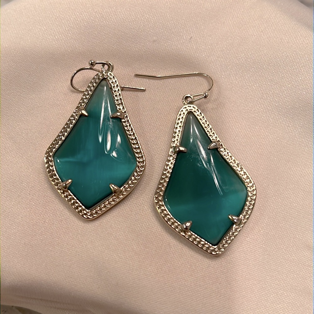 Kendra Scott Alex Emerald Cat's Eye Earrings